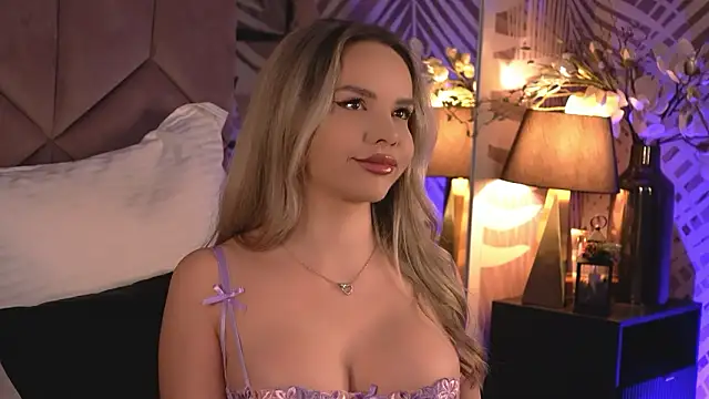 Snapshot of KatyaBelle chatting on 02.06.26 KatyaBelle online show from 02.06.26