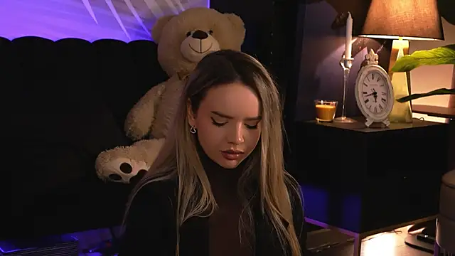 Snapshot of KatyaBelle chatting on 03.21.26 KatyaBelle online show from 03.21.26