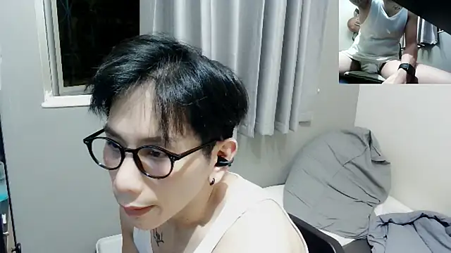 UndreamtM online show from 09.13.25