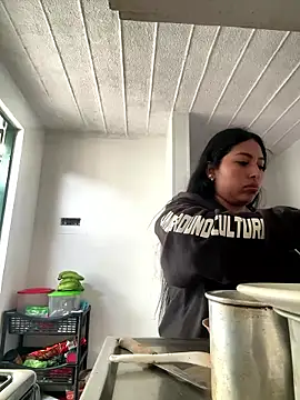 emmyjhonson07 online show from 01.16.26