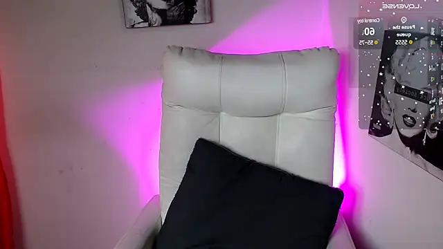 SamanthaRoldaan online show from 02.28.25