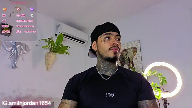 Snapshot of JordanSmiith_ chatting on 11.24.25 JordanSmiith online show from 11.24.25