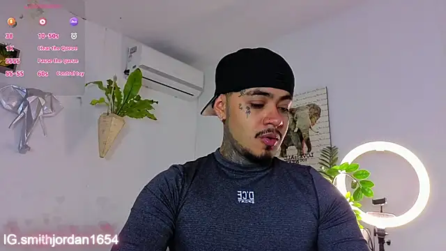 Snapshot of JordanSmiith_ chatting on 12.01.25 JordanSmiith online show from 12.01.25