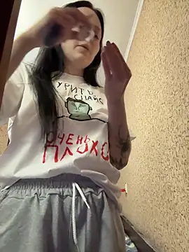 naughty lucifer online show from 04.17.26