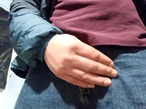 Snapshot of Pnstrokes chatting on 02.22.25 Pnstrokes online show from 02.22.25