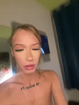 Snapshot of Leyladieistso47 chatting on 01.03.25 Leyladieistso47 online show from 01.03.25