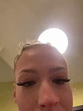 Snapshot of Leyladieistso47 chatting on 01.07.25 Leyladieistso47 online show from 01.07.25