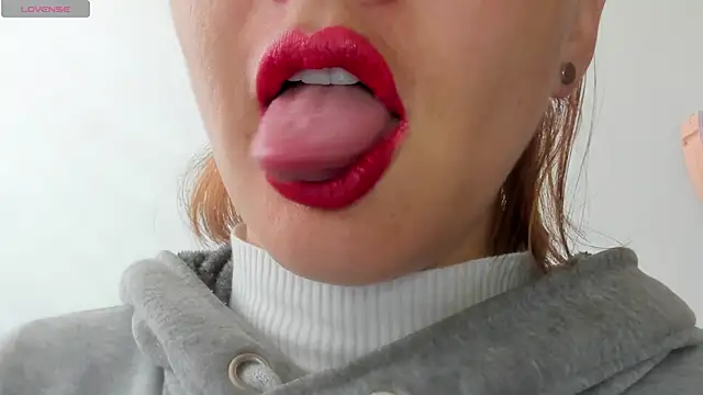 queen fetish online show from 03.30.26