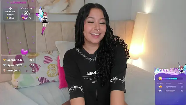 Snapshot of Atenea_cuteee chatting on 12.13.24 Atenea cuteee online show from 12.13.24