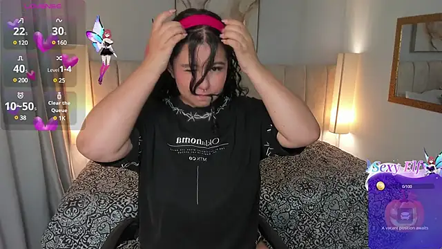 Snapshot of Atenea_cuteee chatting on 12.27.24 Atenea cuteee online show from 12.27.24