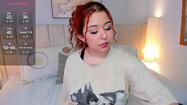 Snapshot of Atenea_cuteee chatting on 09.18.25 Atenea cuteee online show from 09.18.25