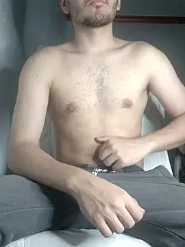 Snapshot of Arabian-B chatting on 11.27.25 Arabian-B online show from 11.27.25