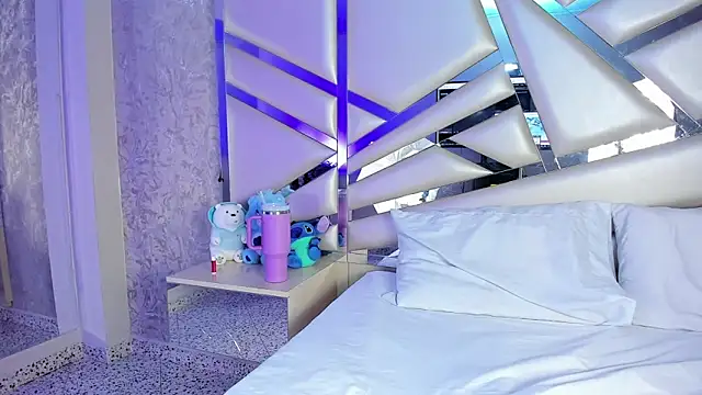 Miia002 online show from 01.14.26