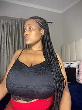 Snapshot of Bustygoddess32 chatting on 11.27.25 Bustygoddess32 online show from 11.27.25