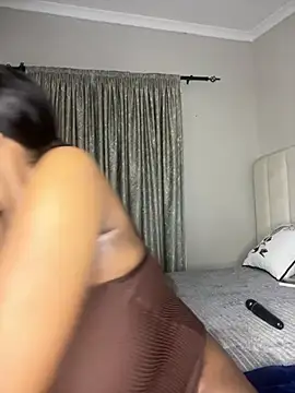 Snapshot of Bustygoddess32 chatting on 02.04.26 Bustygoddess32 online show from 02.04.26