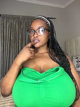 Snapshot of Bustygoddess32 chatting on 02.16.26 Bustygoddess32 online show from 02.16.26