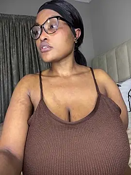 Snapshot of Bustygoddess32 chatting on 02.24.26 Bustygoddess32 online show from 02.24.26