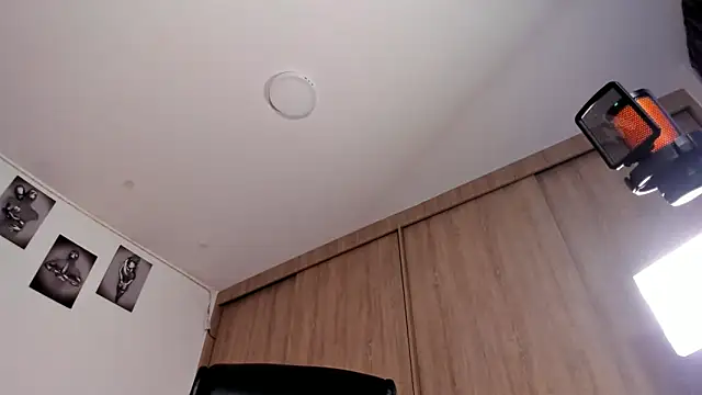 Bambi gurl online show from 01.30.25