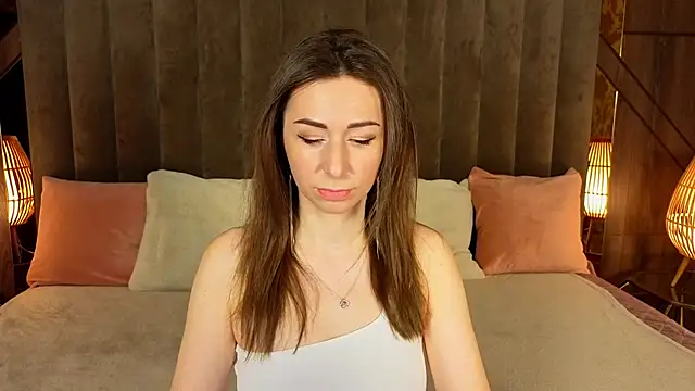 KimmmLi online show from 10.30.25