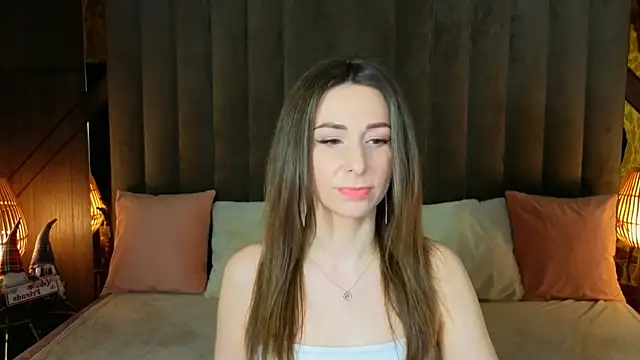 KimmmLi online show from 12.18.25