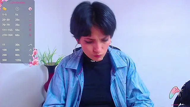 Hannaaaa   online show from 12.18.24