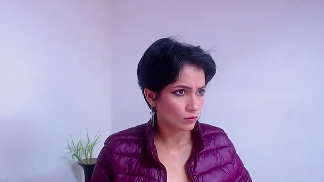 Hannaaaa   online show from 12.18.24