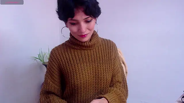 Hannaaaa   online show from 12.19.24