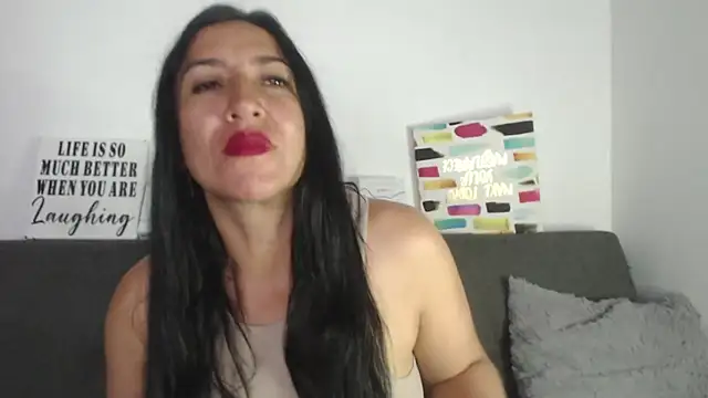 missbella1 online show from 12.18.24