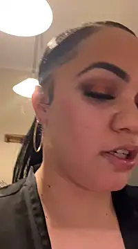 Snapshot of DestineeJayde chatting on 01.19.25 DestineeJayde online show from 01.19.25