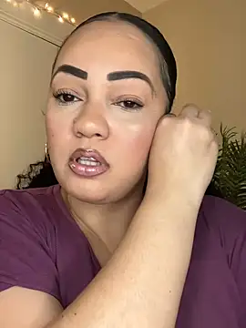 Snapshot of DestineeJayde chatting on 01.22.25 DestineeJayde online show from 01.22.25