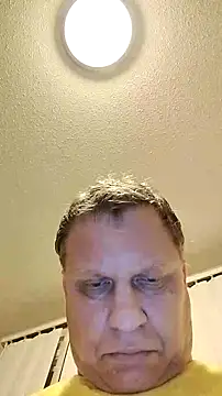 Snapshot of fukurbutt chatting on 12.18.25 fukurbutt online show from 12.18.25