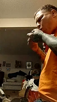 fukurbutt online show from 02.05.26