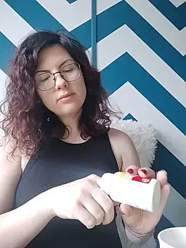 Snapshot of vaders_daughter chatting on 02.11.26 vaders daughter online show from 02.11.26