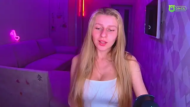 AmaliaQueen online show from 11.16.25