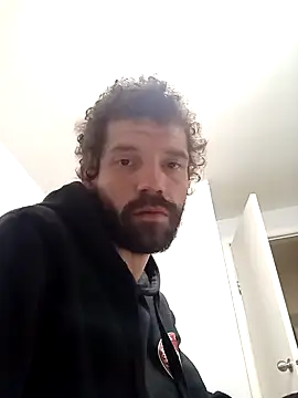 Snapshot of RuleMasterX chatting on 10.11.25 RuleMasterX online show from 10.11.25