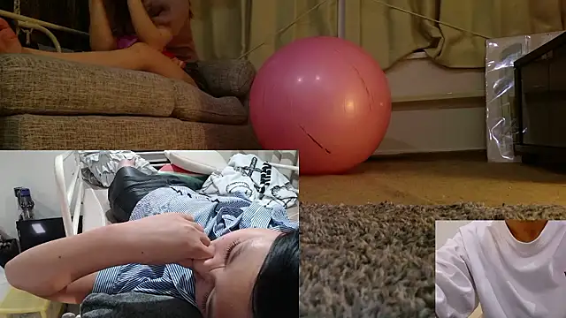 Snapshot of POCARI_SWEAT chatting on 09.19.25 POCARI SWEAT online show from 09.19.25