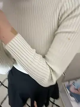 Snapshot of POCARI_SWEAT chatting on 10.08.25 POCARI SWEAT online show from 10.08.25