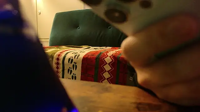 Snapshot of POCARI_SWEAT chatting on 10.11.25 POCARI SWEAT online show from 10.11.25