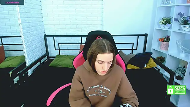  Olli  Stiw  online show from 01.28.25