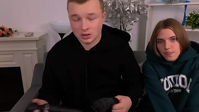  Olli  Stiw  online show from 10.13.25