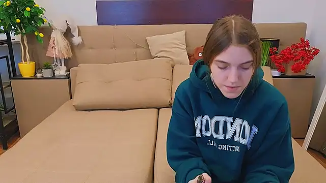 Snapshot of _Olli__Stiw_ chatting on 02.14.26 Olli Stiw online show from 02.14.26