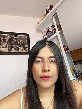 manuela star online show from 05.20.26
