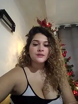 Snapshot of Sara_smiiith211 chatting on 12.05.25 Sara smiiith211 online show from 12.05.25