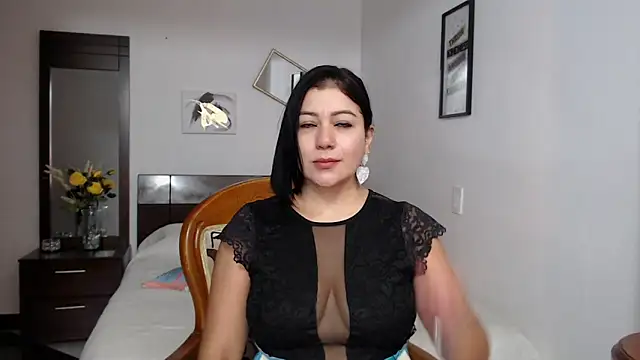Snapshot of EmilyPeytonn chatting on 03.22.25 EmilyPeytonn online show from 03.22.25