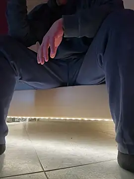 Bennyben8604 online show from 12.08.24