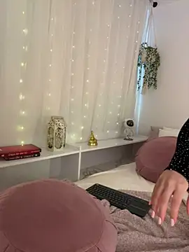 Amelia Rouse online show from 06.26.26
