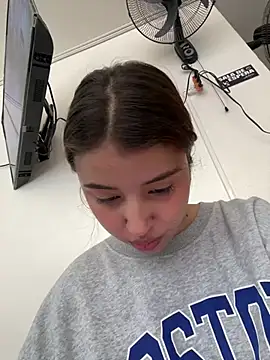 Lia sex69 online show from 02.17.25