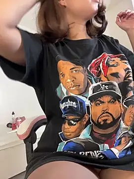 Lia sex69 online show from 02.18.25