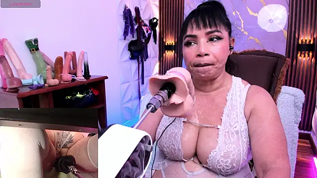 annie wigg online show from 03.12.25