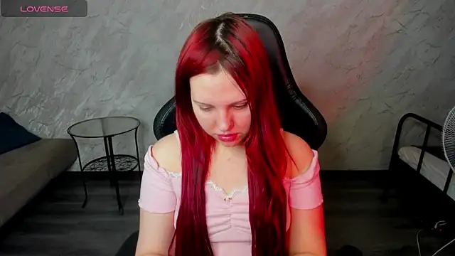 Stacy Luv online show from 02.11.25